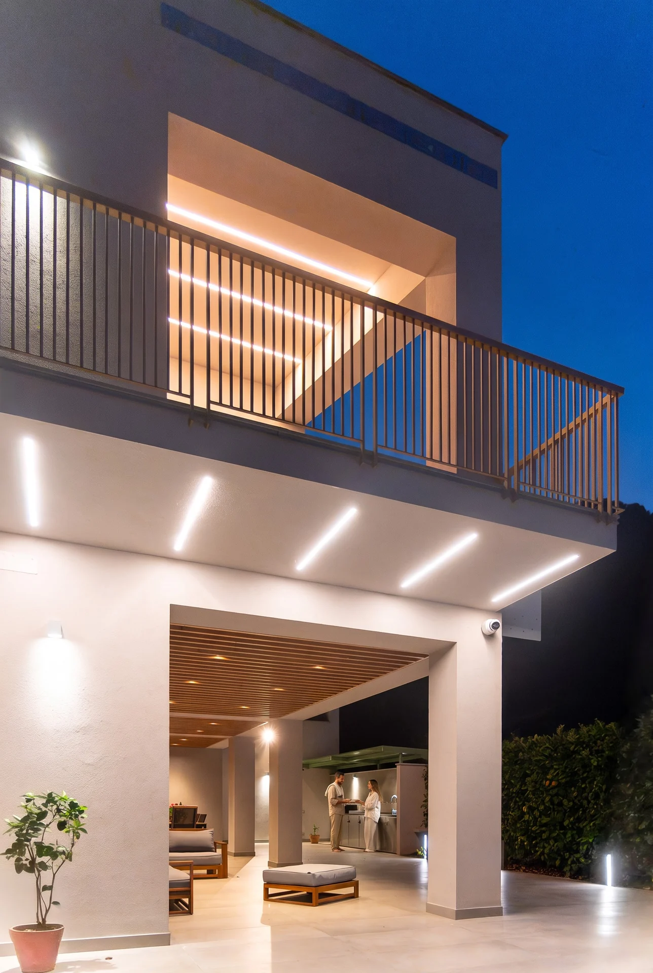 Le luci del portico — Villa Bizzarria