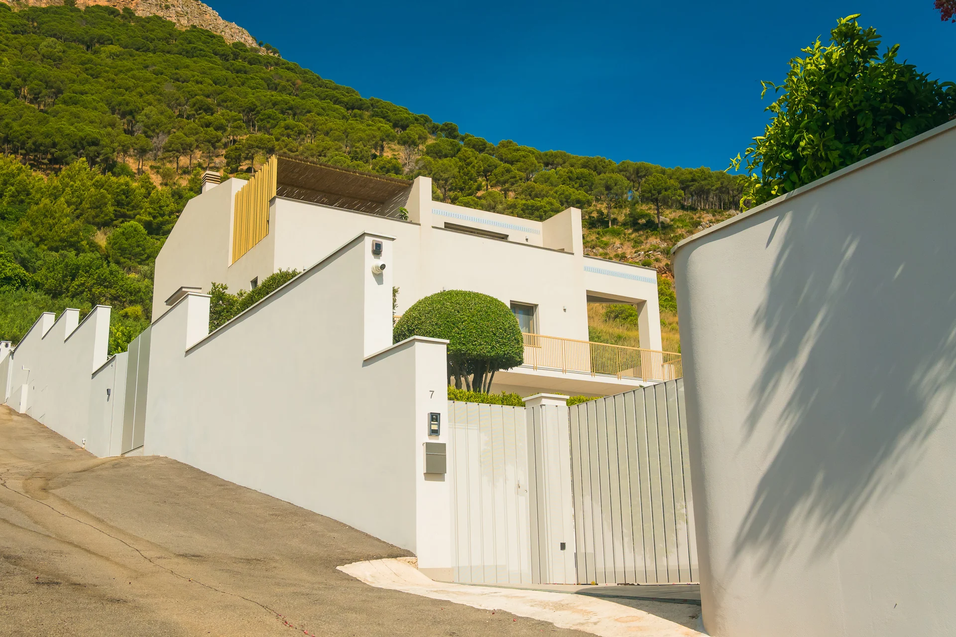 Transfer privato a Villa Bizzarria