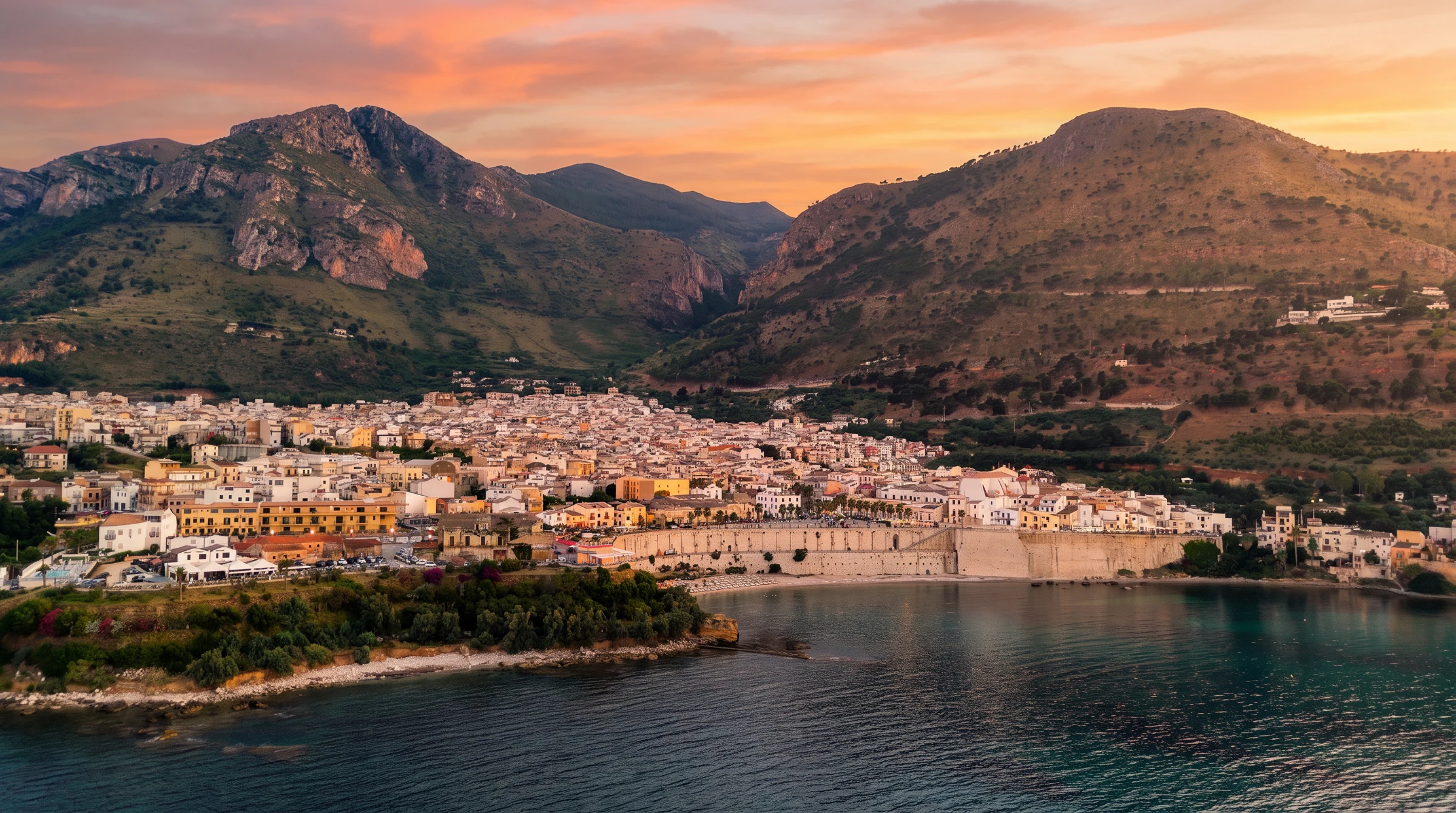 Castellammare del Golfo al tramonto